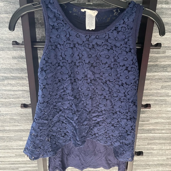 Btween Lace Sleeveless Top Size 10 - Picture 2 of 9